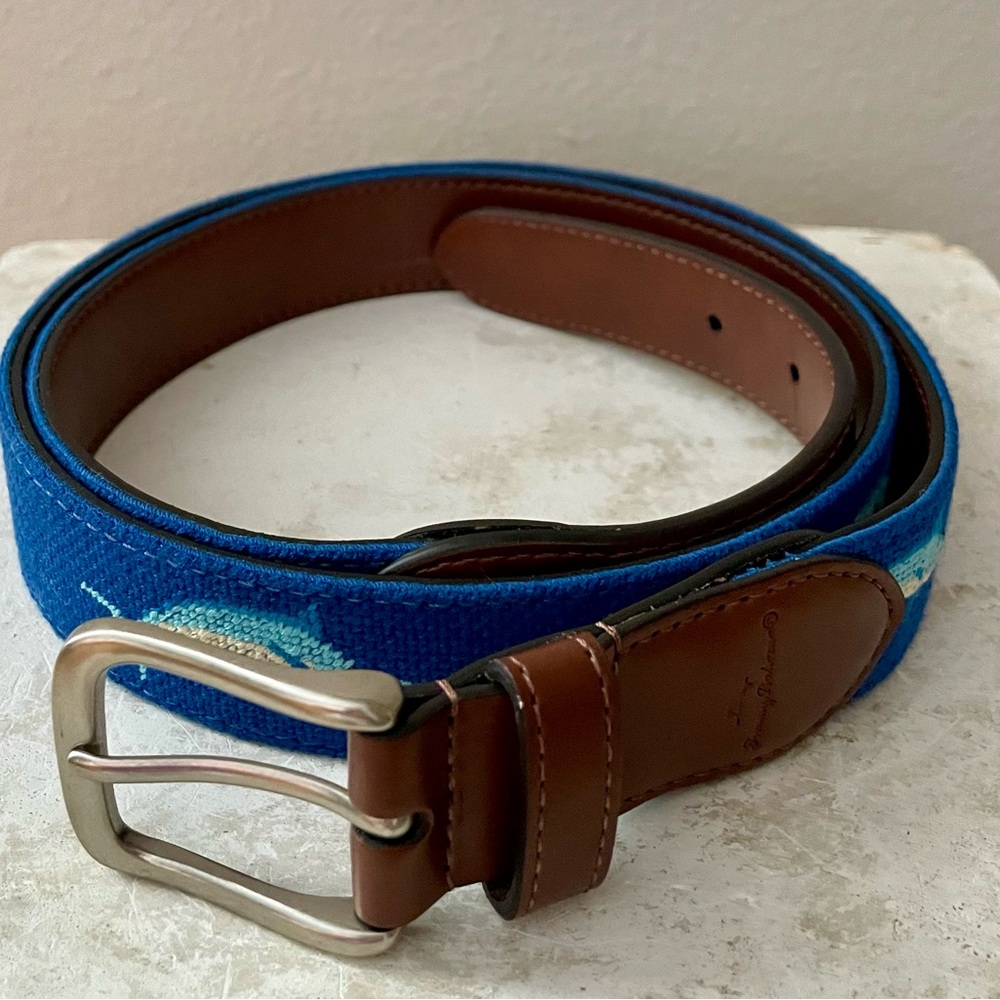 Tommy Bahama Blue Marlin Canvas Belt / Men’s Size Large 38-40